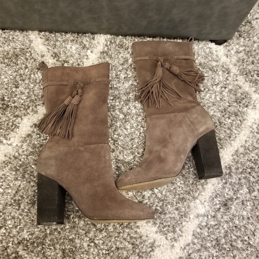 Vince Camuto boots - Picture 4 of 11